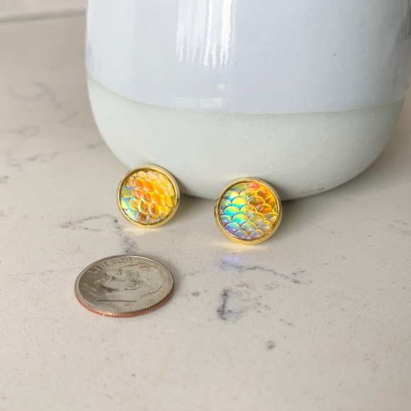 🧜♀️✨Mermaid Earrings - Picture 3 of 3